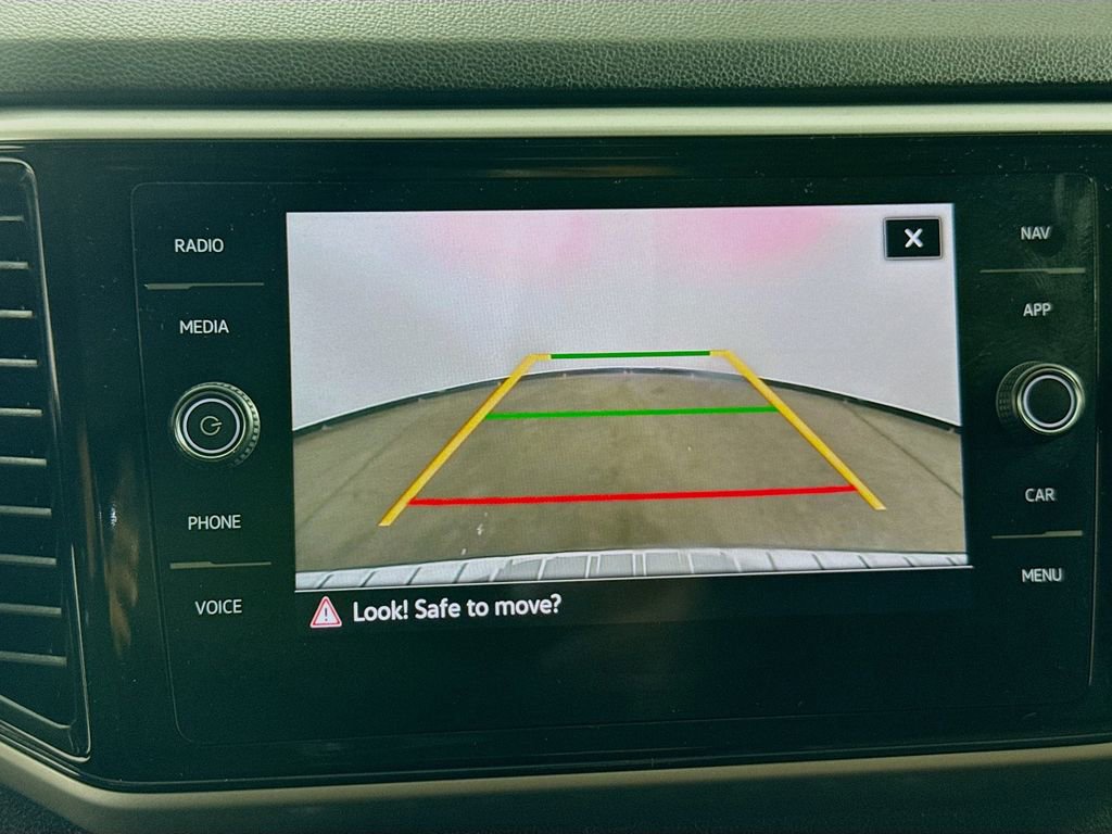 Used 2023 Volkswagen Atlas SEL R-Line image 17