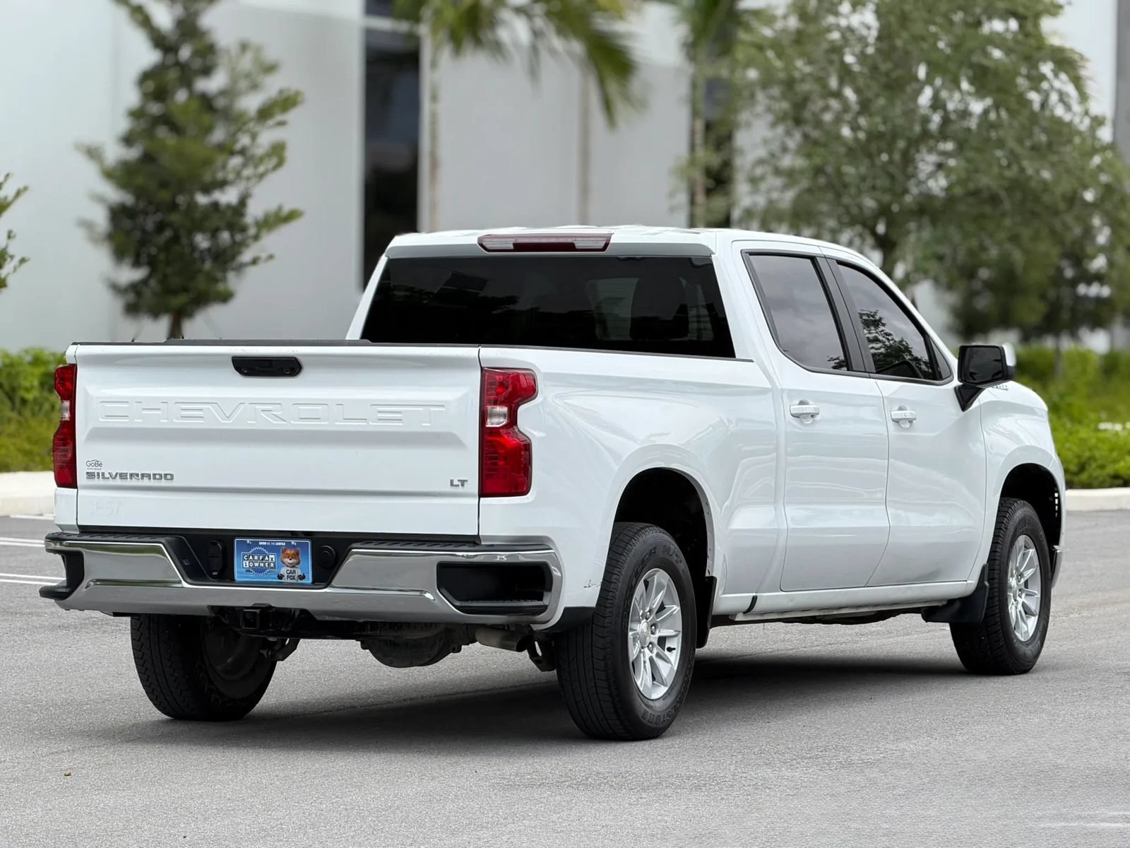 Used 2023 Chevrolet Silverado 1500 LT w/ Protection Package AWD/4WD image 4