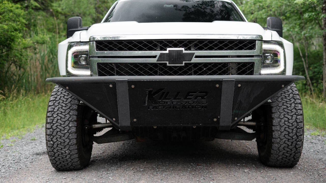 Used 2014 Chevrolet Silverado 2500 LTZ w/ LTZ Plus Package AWD/4WD image 8