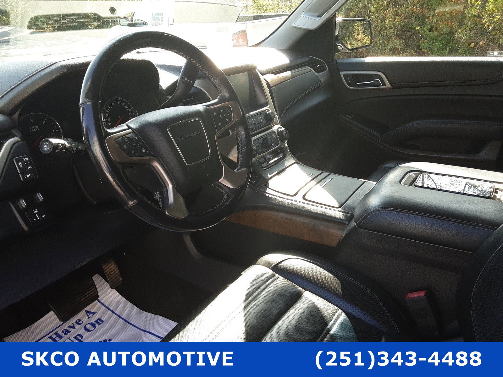 Used 2018 GMC Yukon Denali image 23