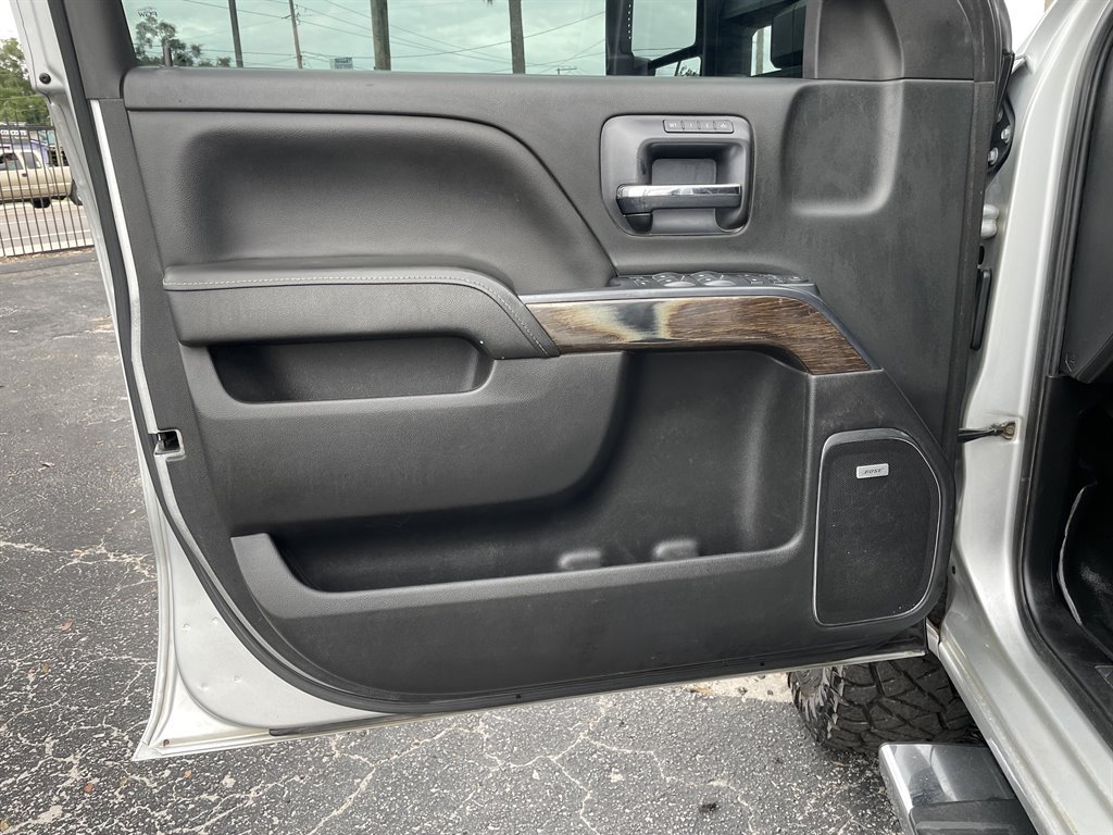 Used 2018 GMC Sierra 3500 Denali w/ Duramax Plus Package AWD/4WD image 44