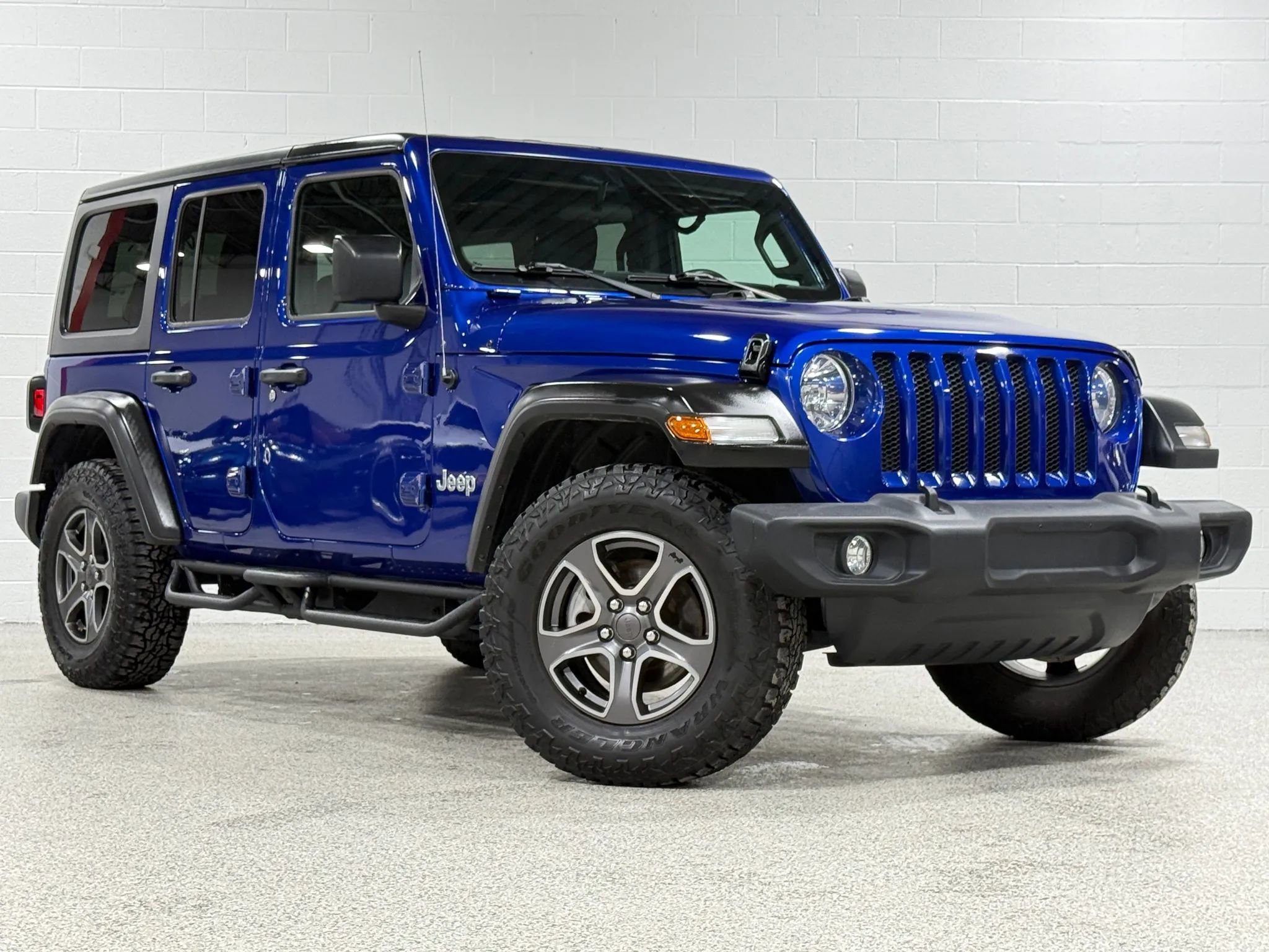 Used 2018 Jeep Wrangler Unlimited Sport S image 4