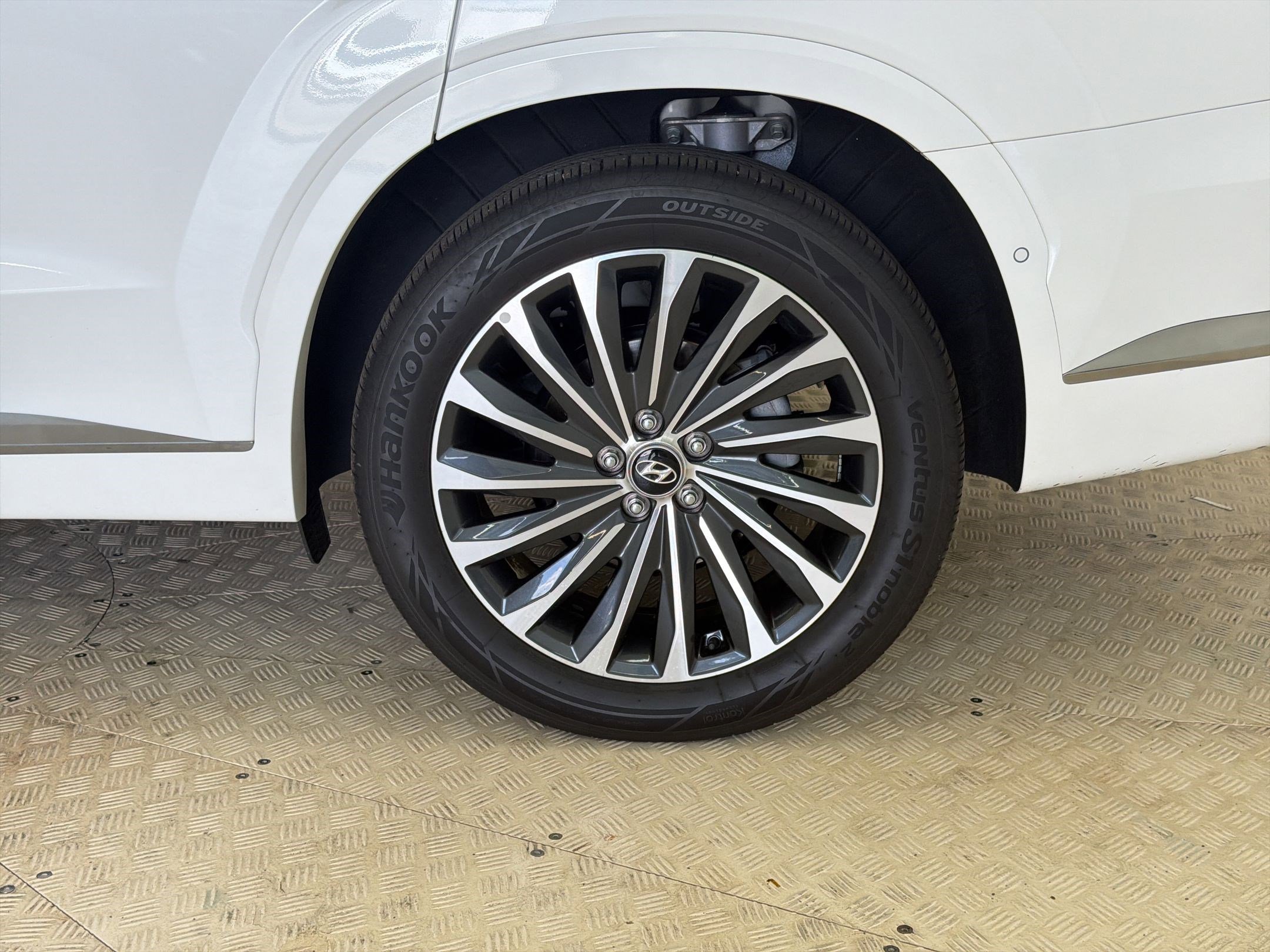 Used 2025 Hyundai Palisade Calligraphy AWD/4WD image 12