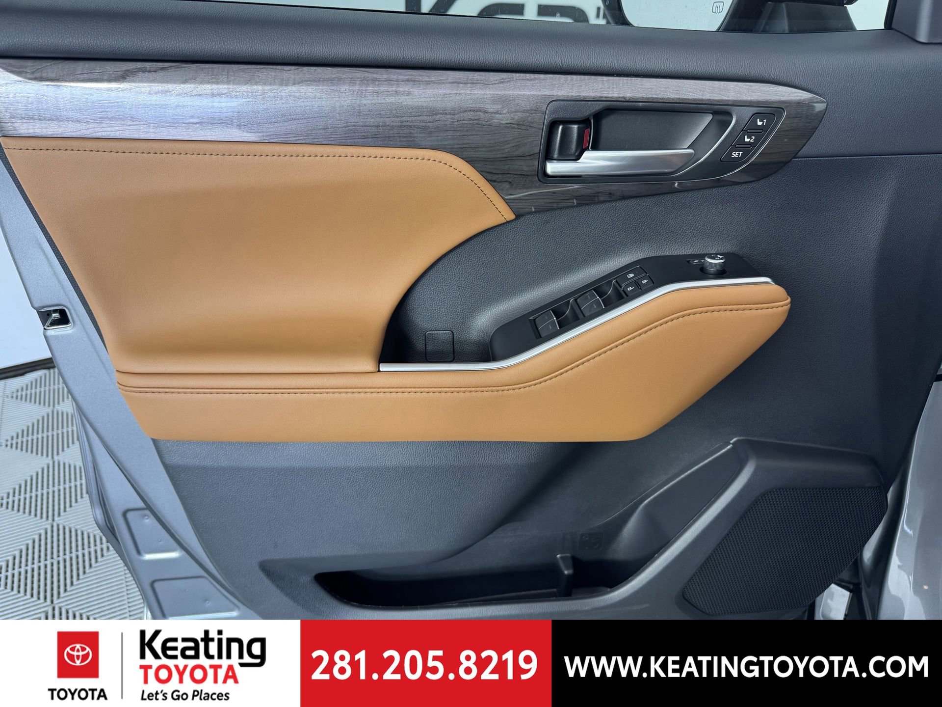 New 2026 Toyota Highlander Platinum image 13