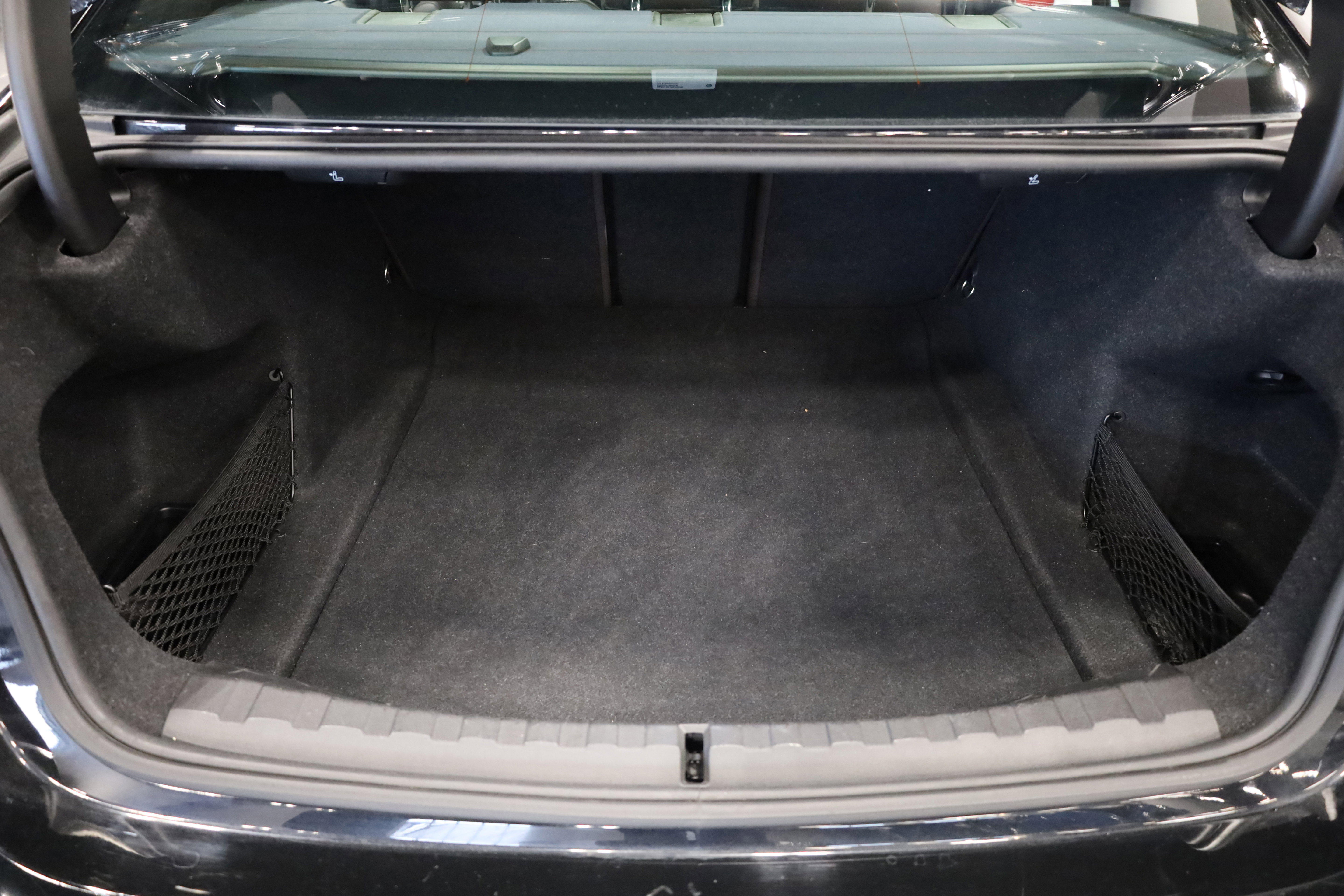 Used 2020 BMW 330i xDrive Sedan w/ Premium Package image 7