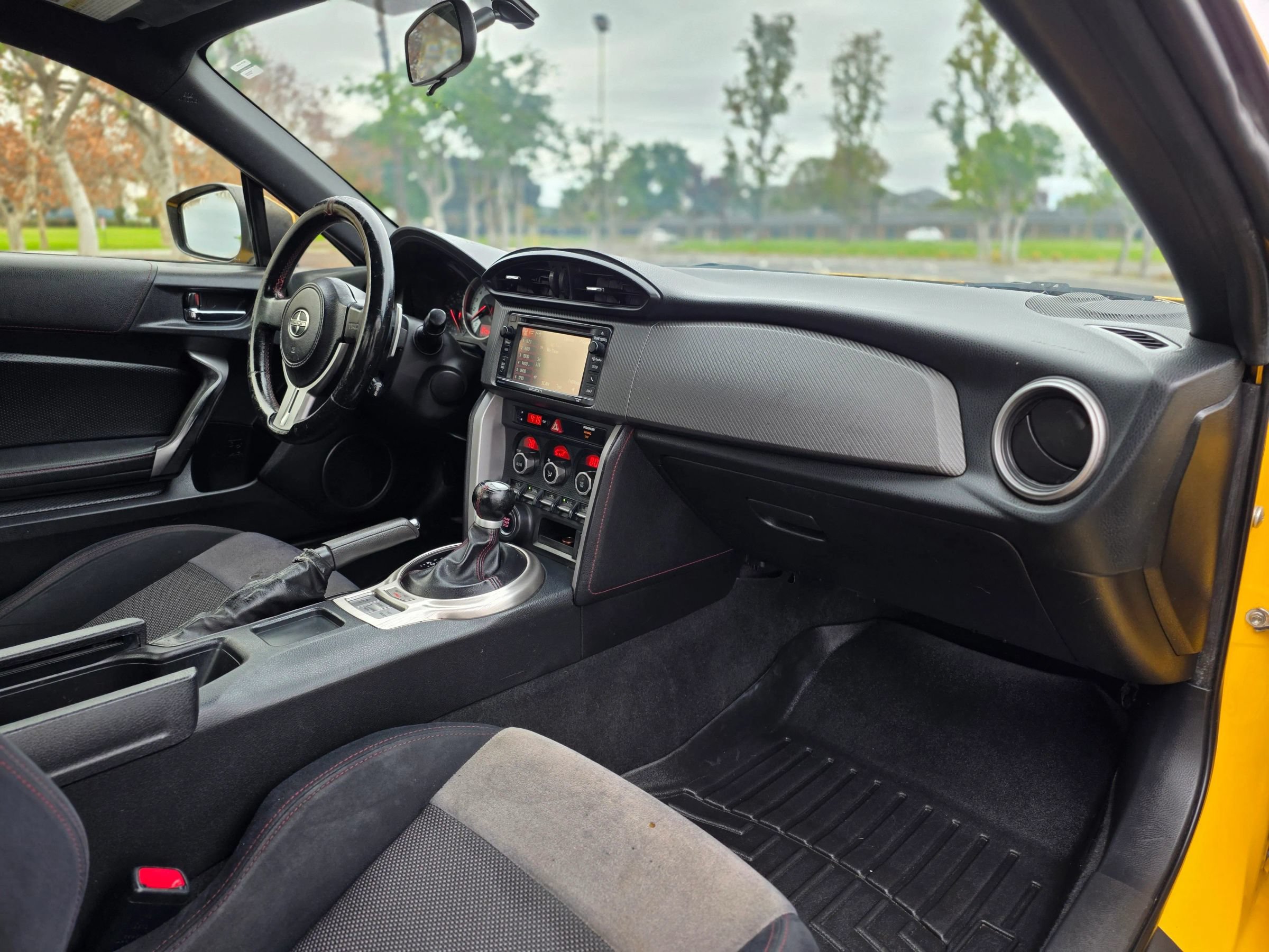 Used 2015 Scion FR-S Release Series 1.0 RWD image 13