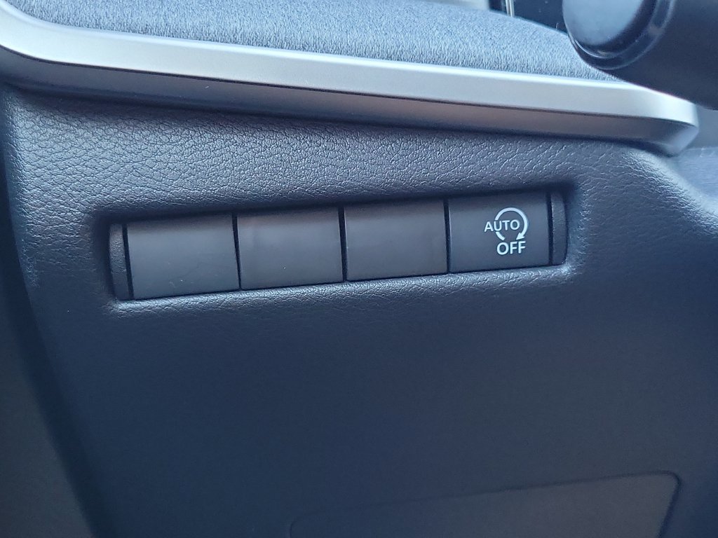 Used 2026 Nissan Kicks S FWD image 27