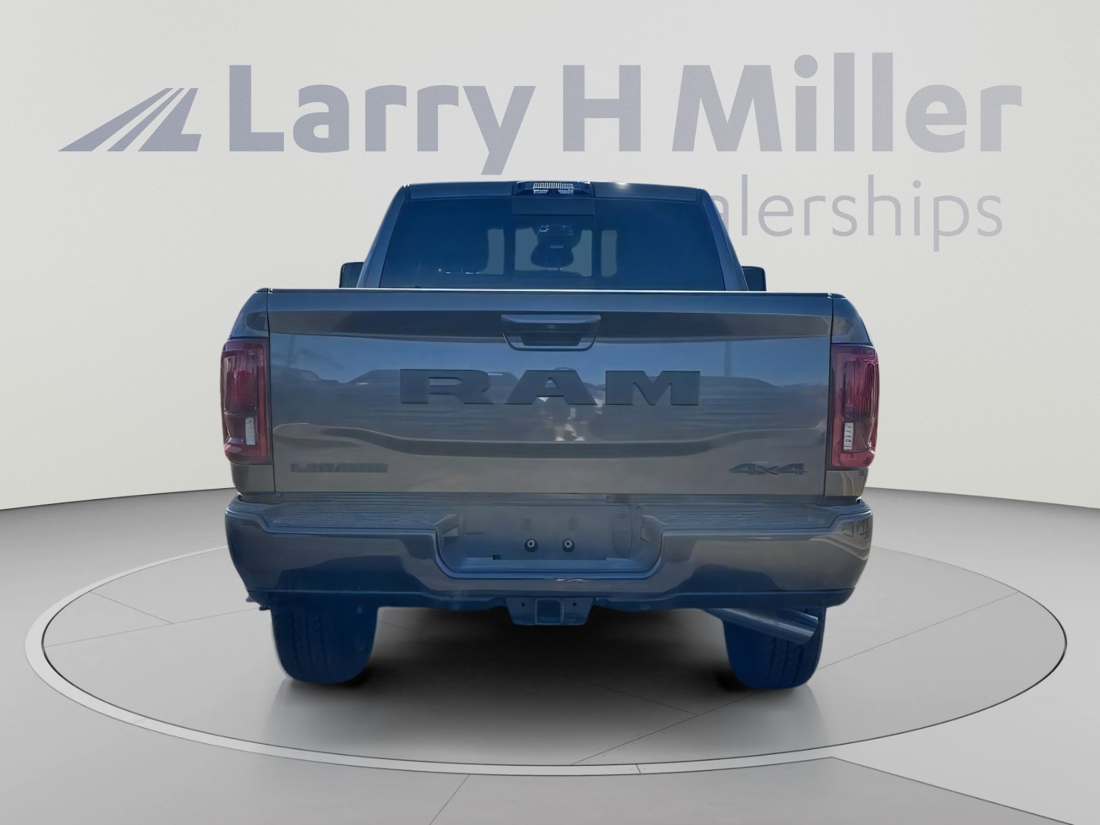 New 2026 RAM 2500 Laramie w/ Night Edition AWD/4WD image 4