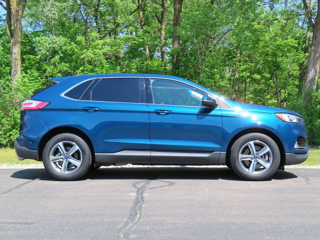 Used 2020 Ford Edge SEL w/ Convenience Package AWD/4WD image 2