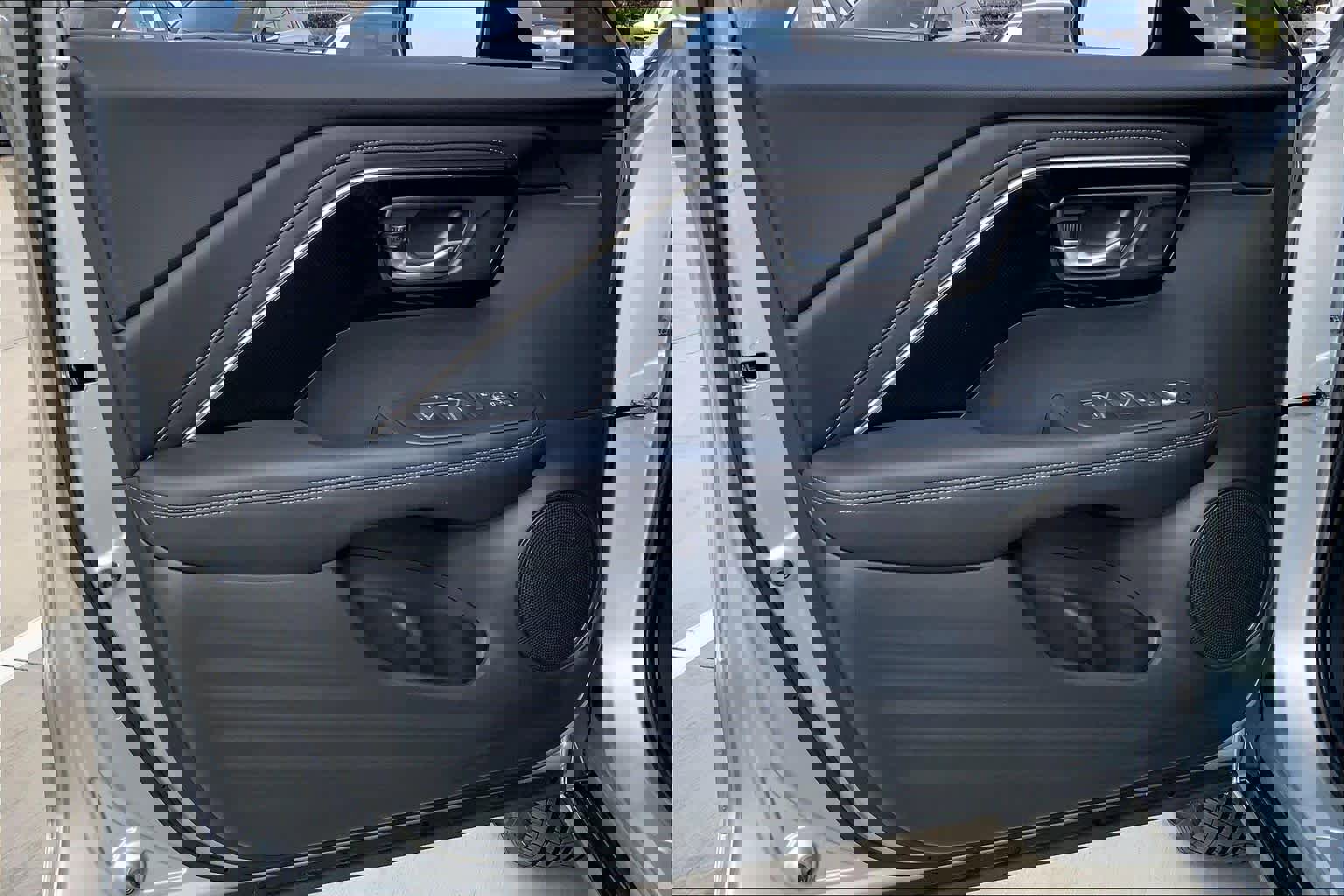 Used 2025 Acura ADX AWD image 21