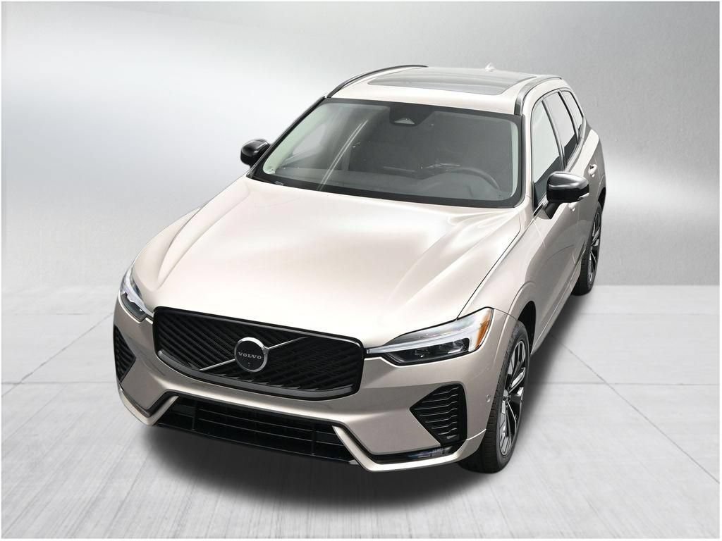 New 2026 Volvo XC60 B5 Plus AWD/4WD image 20