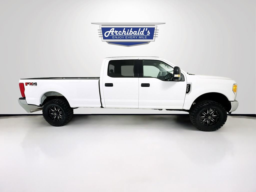 Used 2017 Ford F350 XLT w/ XLT Value Package AWD/4WD image 8