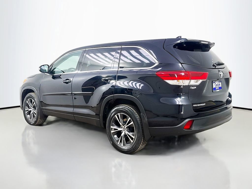 Used 2019 Toyota Highlander Plus AWD/4WD image 5