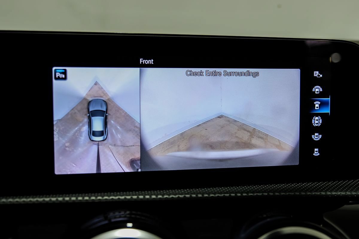 Used 2023 Mercedes-Benz CLA 250 image 21