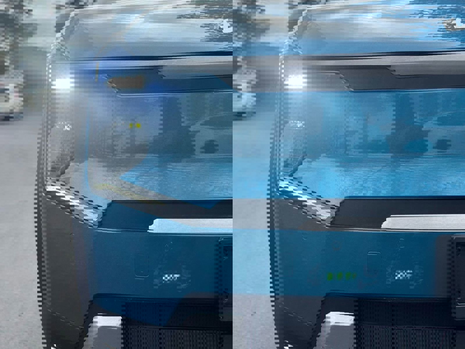 Used 2024 Kia EV9 Wind image 2