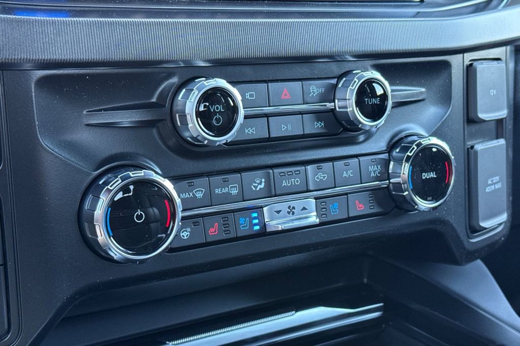 New 2026 Ford F350 Platinum image 17