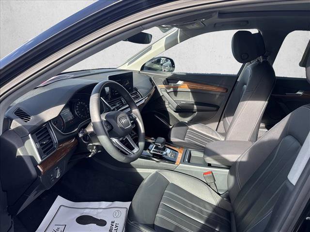 Used 2022 Audi Q5 2.0T Premium image 9