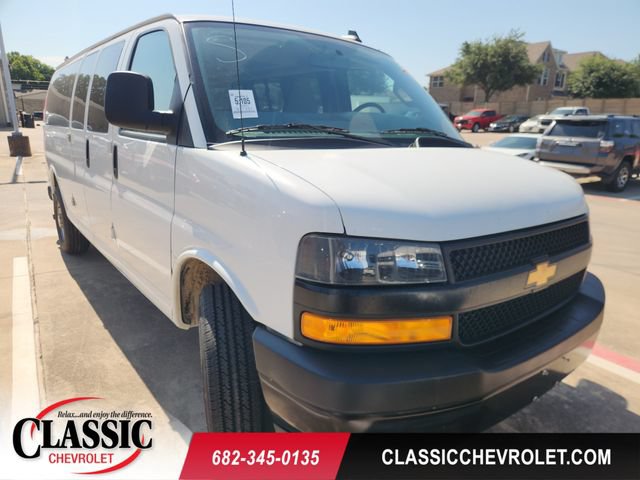 Used 2025 Chevrolet Express 3500 LS RWD image 1