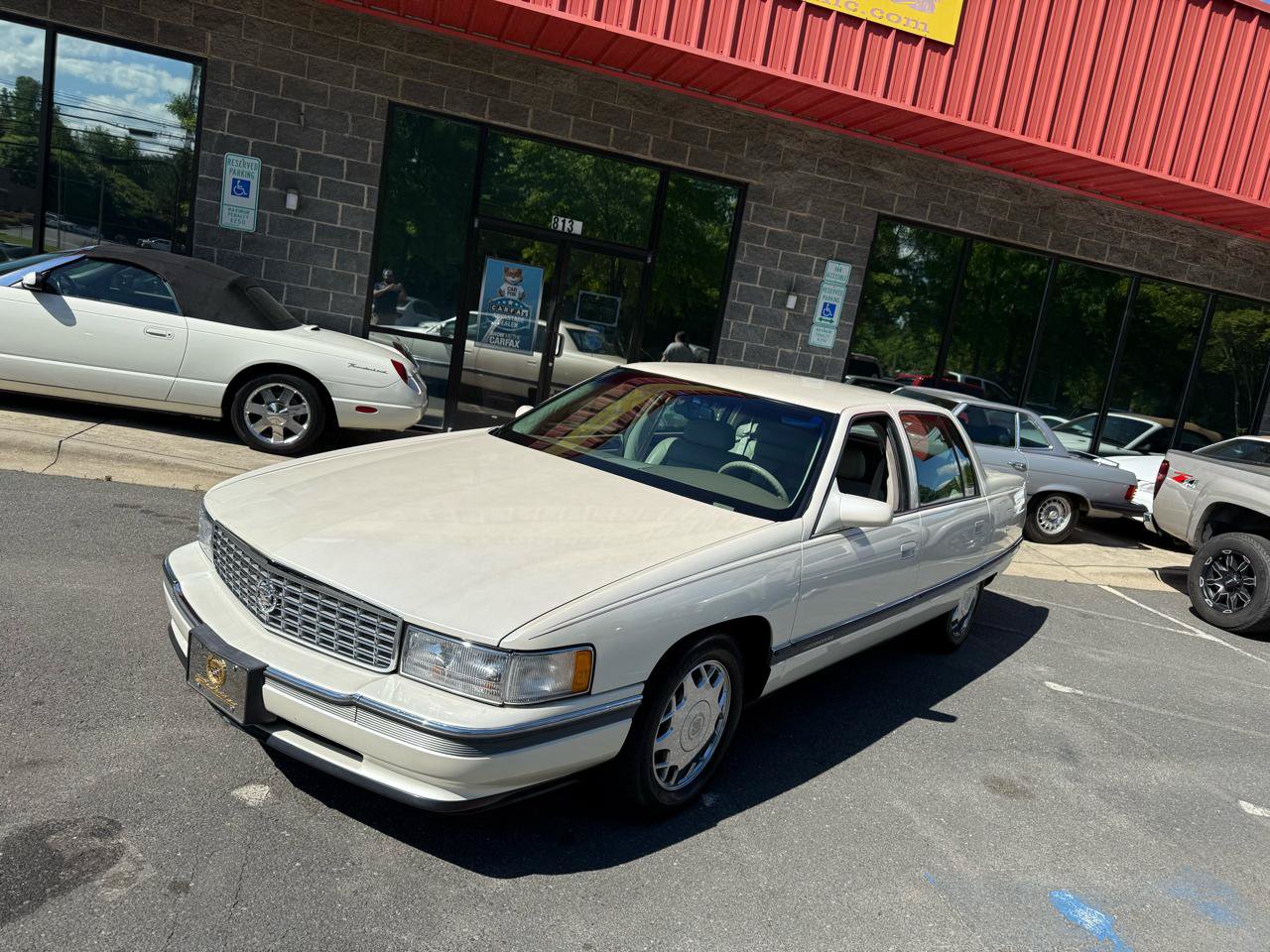 Used 1995 Cadillac De Ville Concours FWD image 6