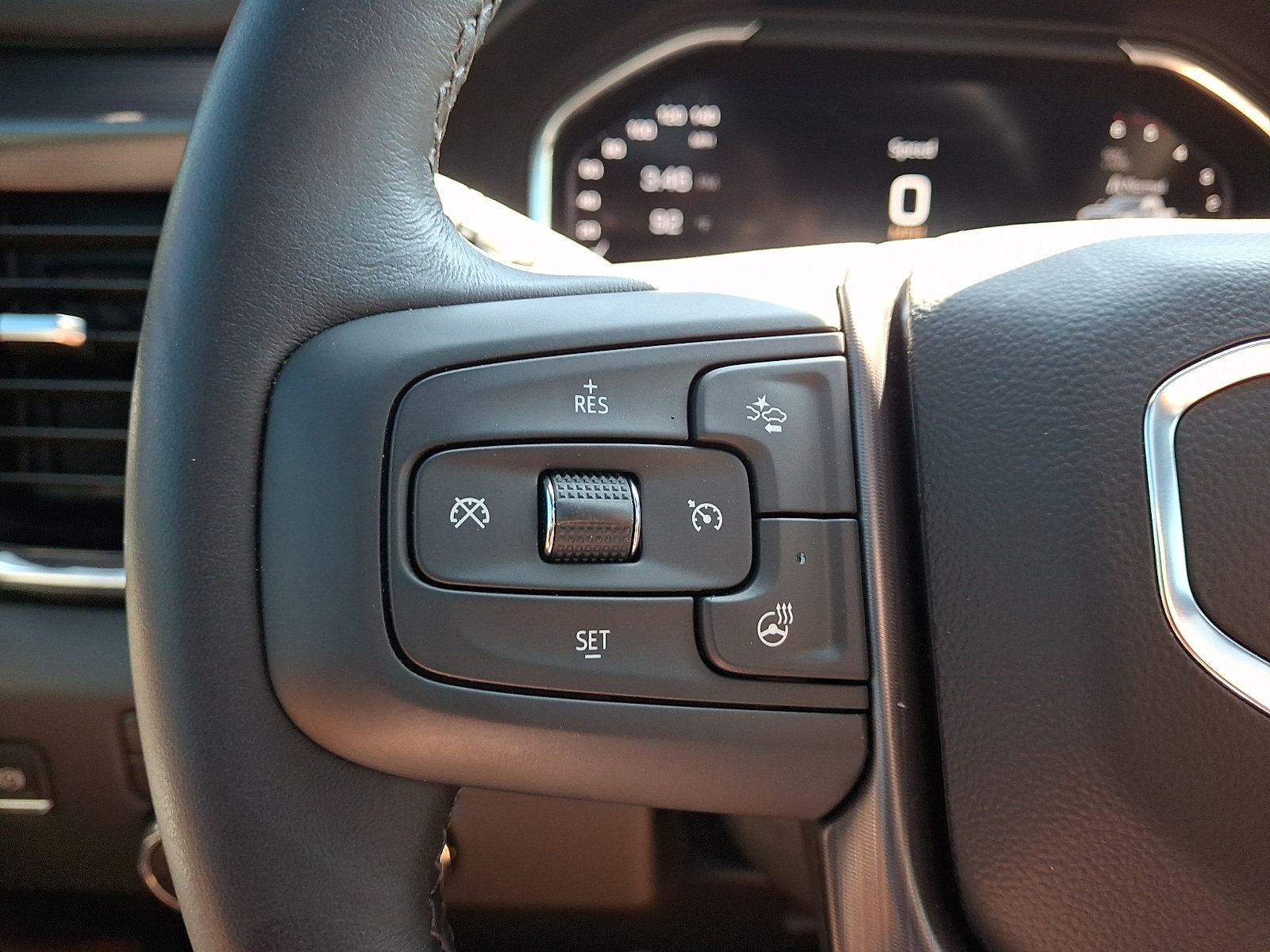 Certified 2025 GMC Sierra 2500 Denali Ultimate AWD/4WD image 23