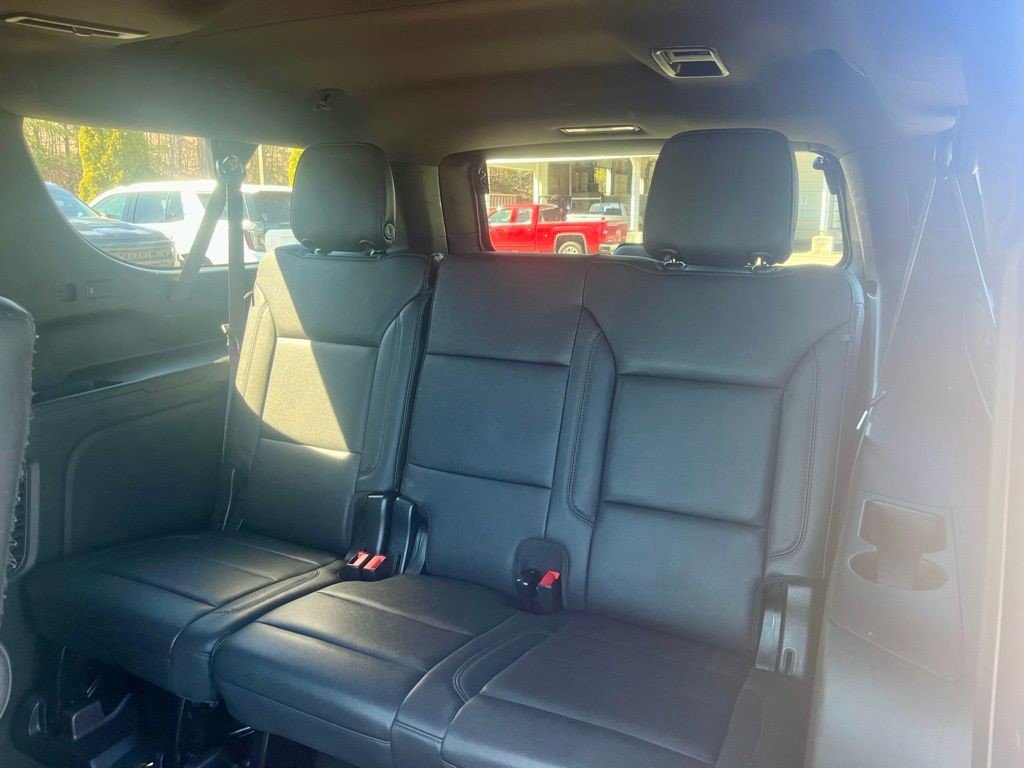 Certified 2023 Chevrolet Suburban Z71 w/ Luxury Package AWD/4WD image 30