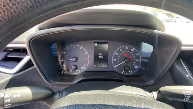 Used 2025 Toyota Corolla LE FWD image 21