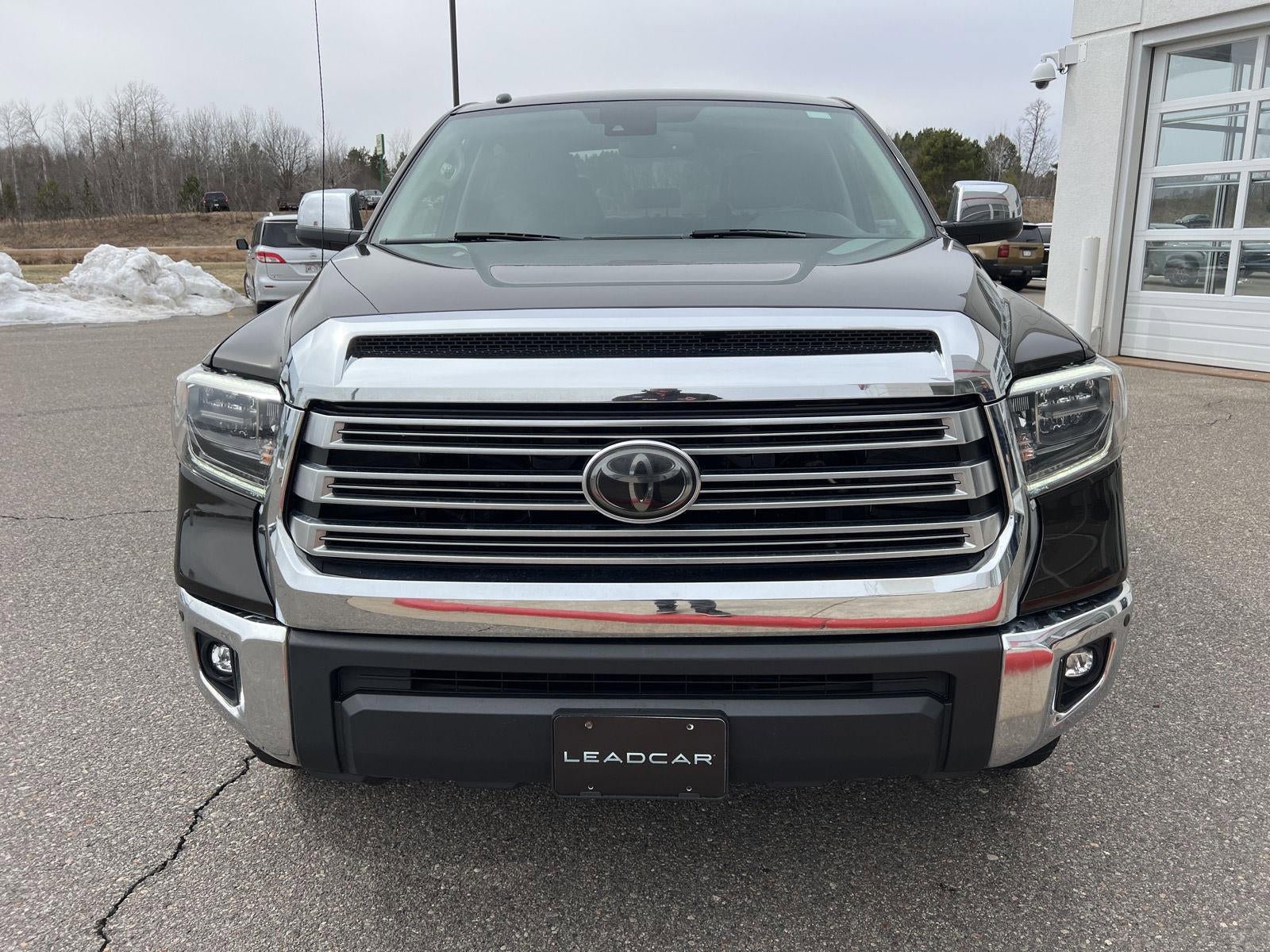Used 2018 Toyota Tundra Limited w/ Limited Premium Package AWD/4WD image 10