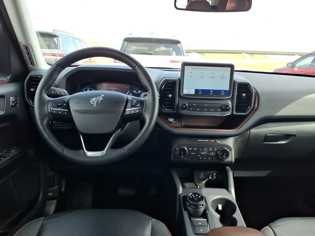 Used 2023 Ford Bronco Sport Outer Banks w/ Tech Package image 9