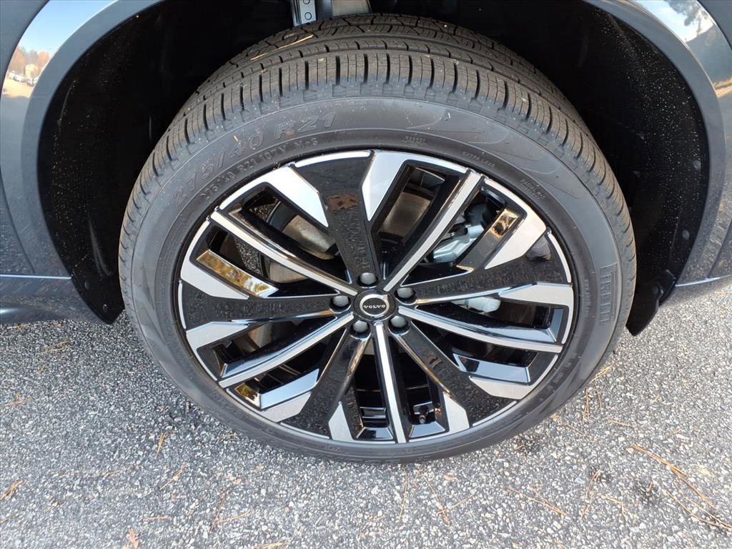 New 2026 Volvo XC90 B6 Ultra w/ Lounge Package image 11