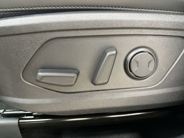 New 2026 Kia Sorento S w/ S Panoramic Sunroof Package image 15