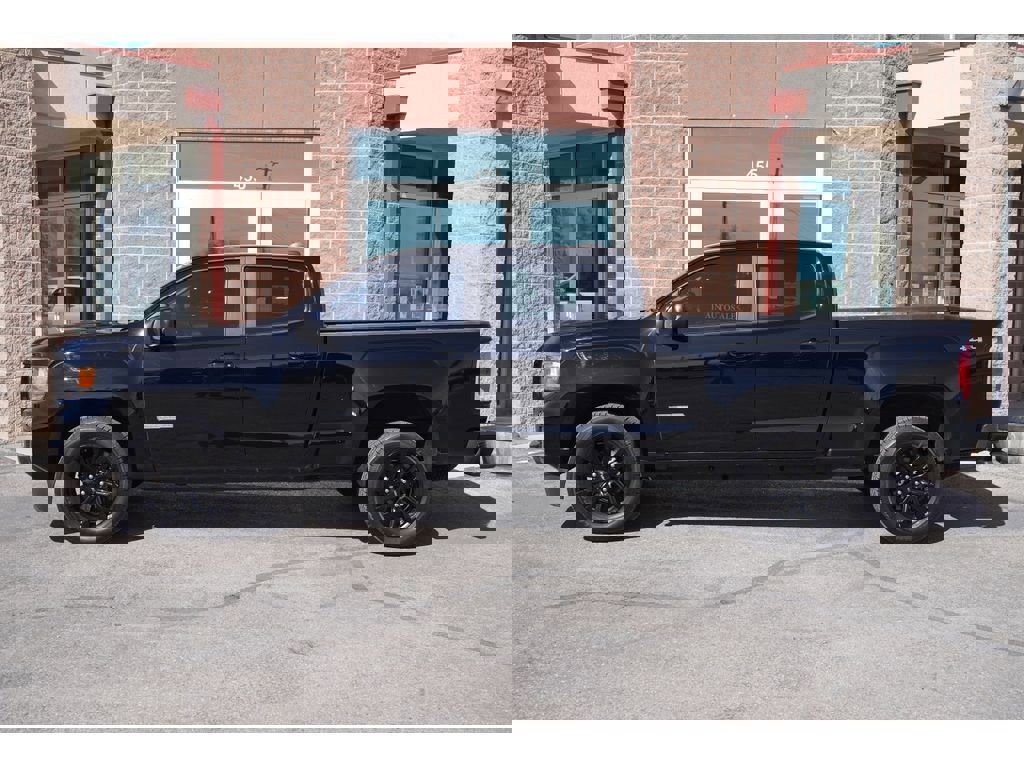 Used 2022 GMC Canyon Elevation image 4