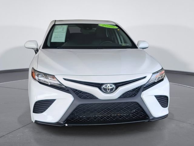 Used 2020 Toyota Camry SE image 2