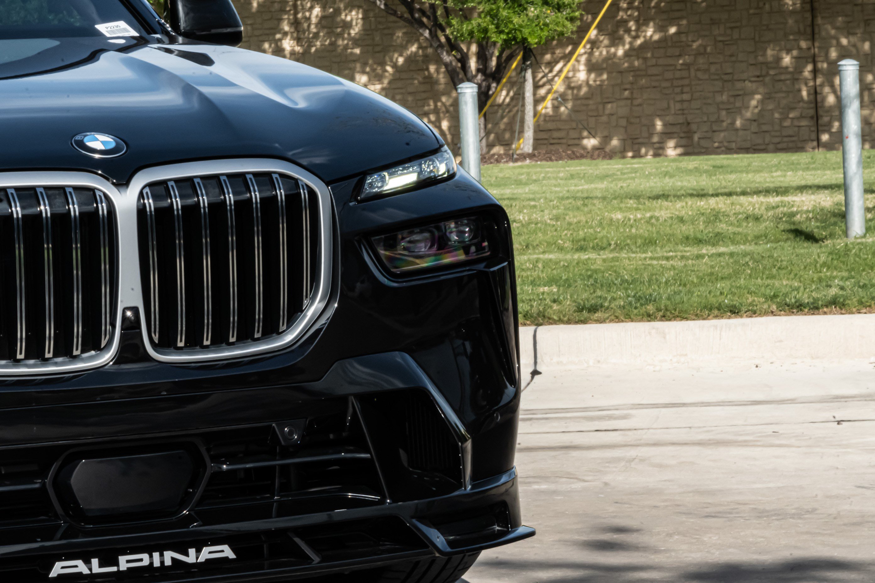 Used 2025 BMW ALPINA XB7 AWD/4WD image 10