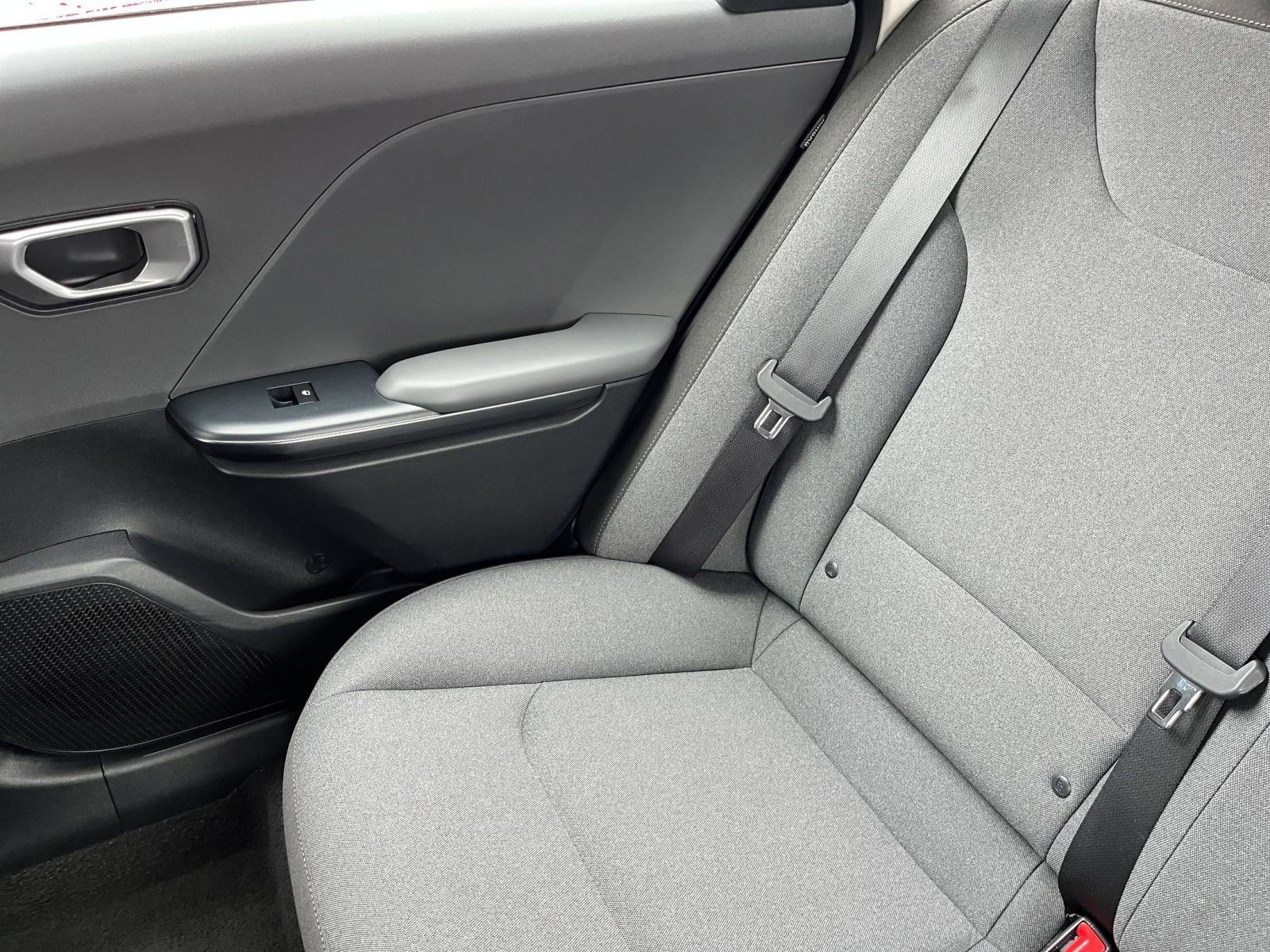 Used 2025 Kia K4 LXS image 38