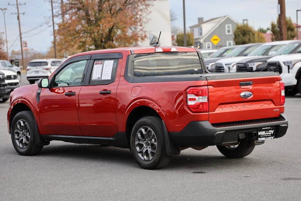 Used 2022 Ford Maverick XLT w/ Equipment Group 300A Standard image 2