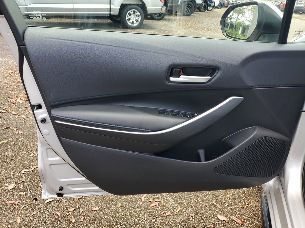 Used 2020 Toyota Corolla SE image 11