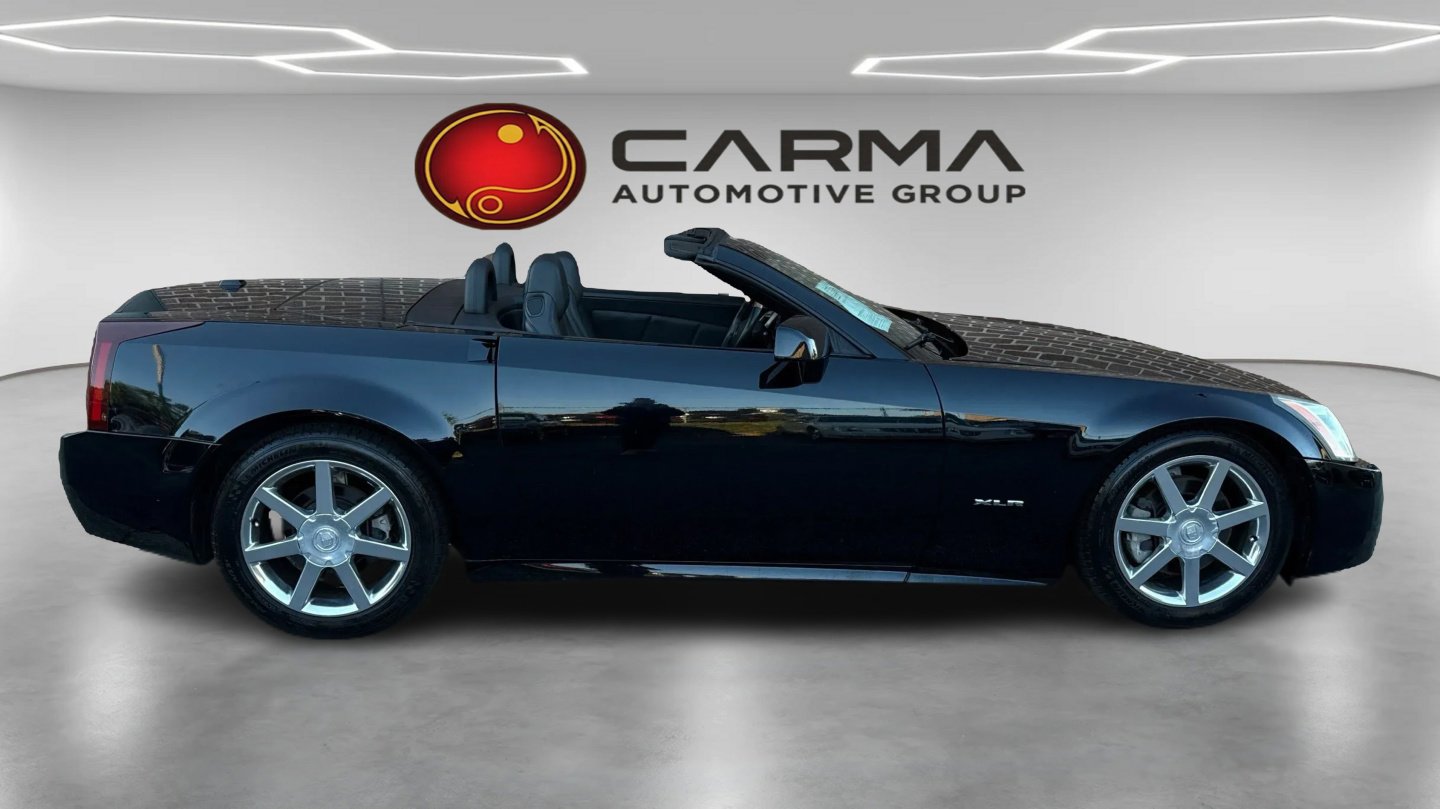 Used 2004 Cadillac XLR image 61