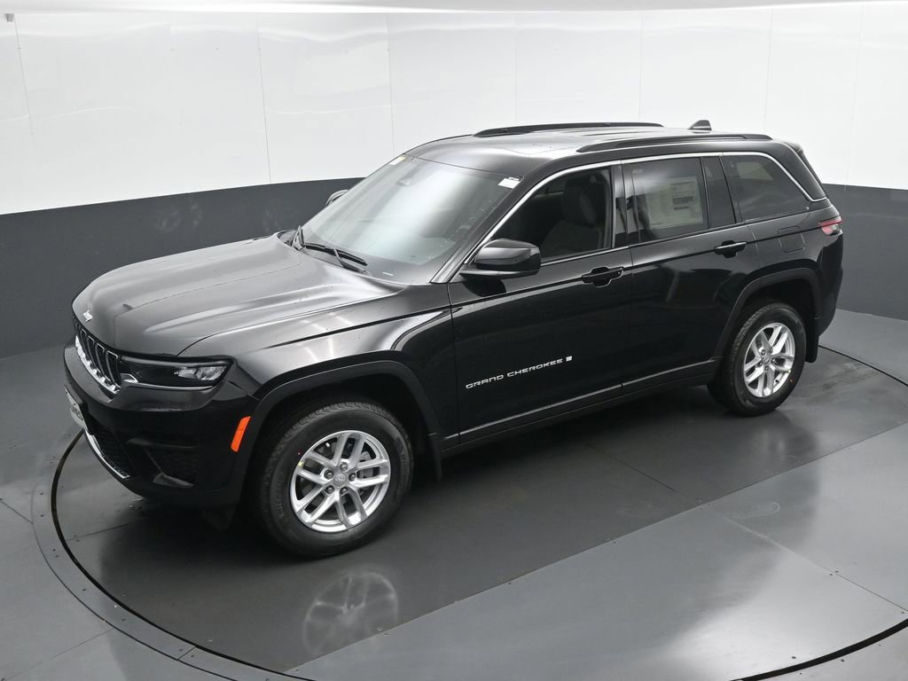 New 2026 Jeep Grand Cherokee Laredo X AWD/4WD image 42