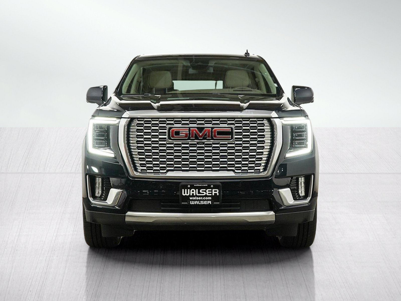 Used 2023 GMC Yukon Denali AWD/4WD image 8