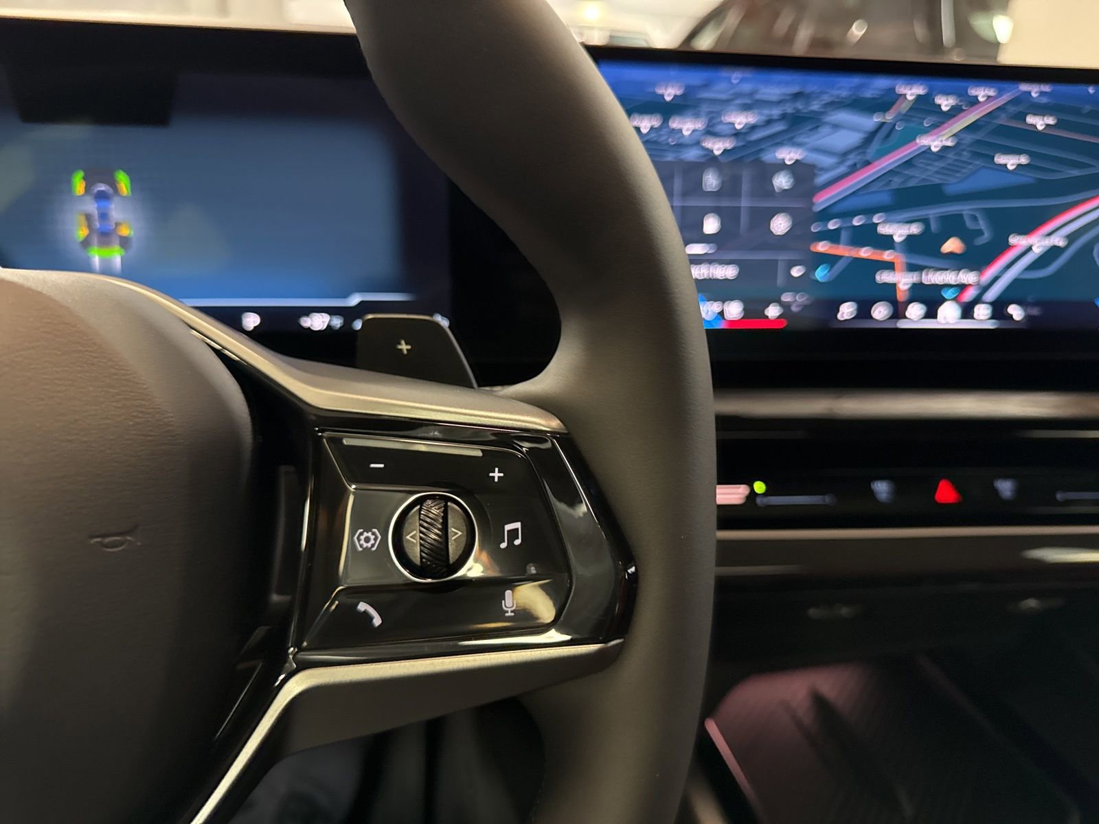 Used 2025 BMW 530i image 37