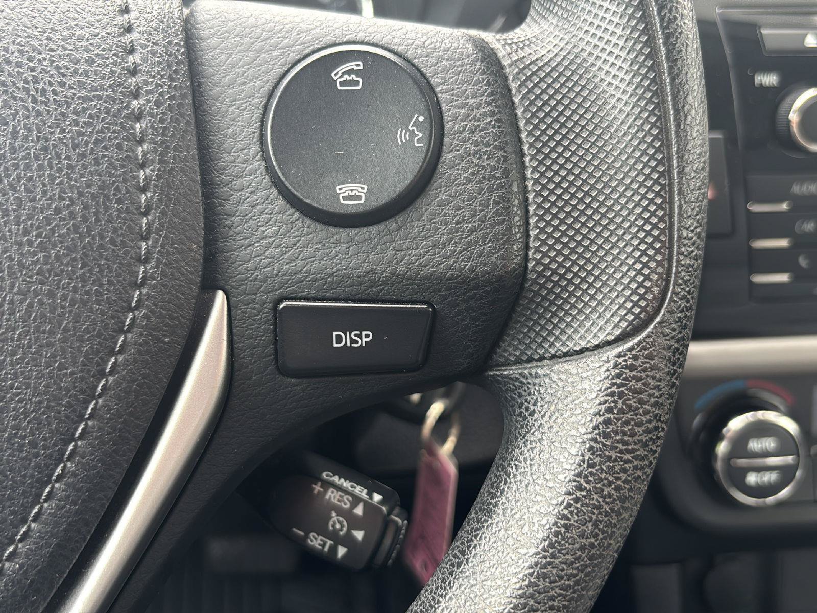 Used 2016 Toyota Corolla LE FWD image 8