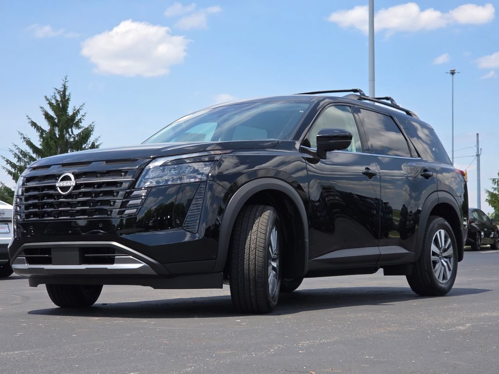 New 2026 Nissan Pathfinder SL AWD/4WD image 12