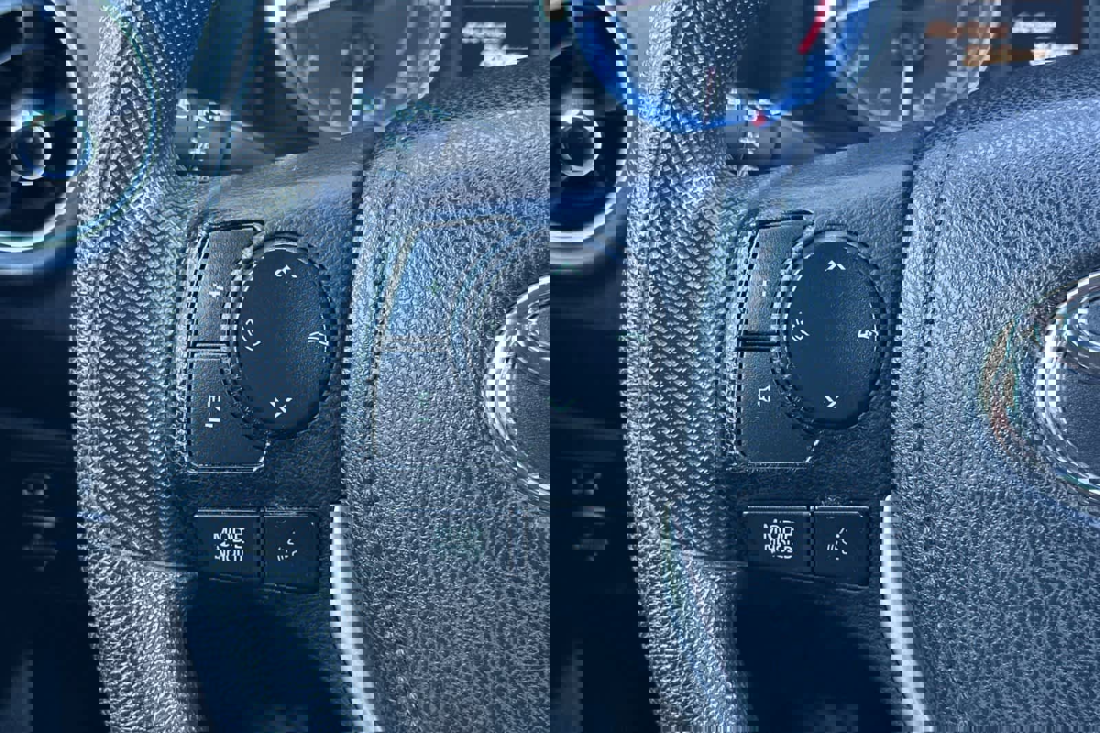 Used 2017 Toyota Corolla XLE image 25