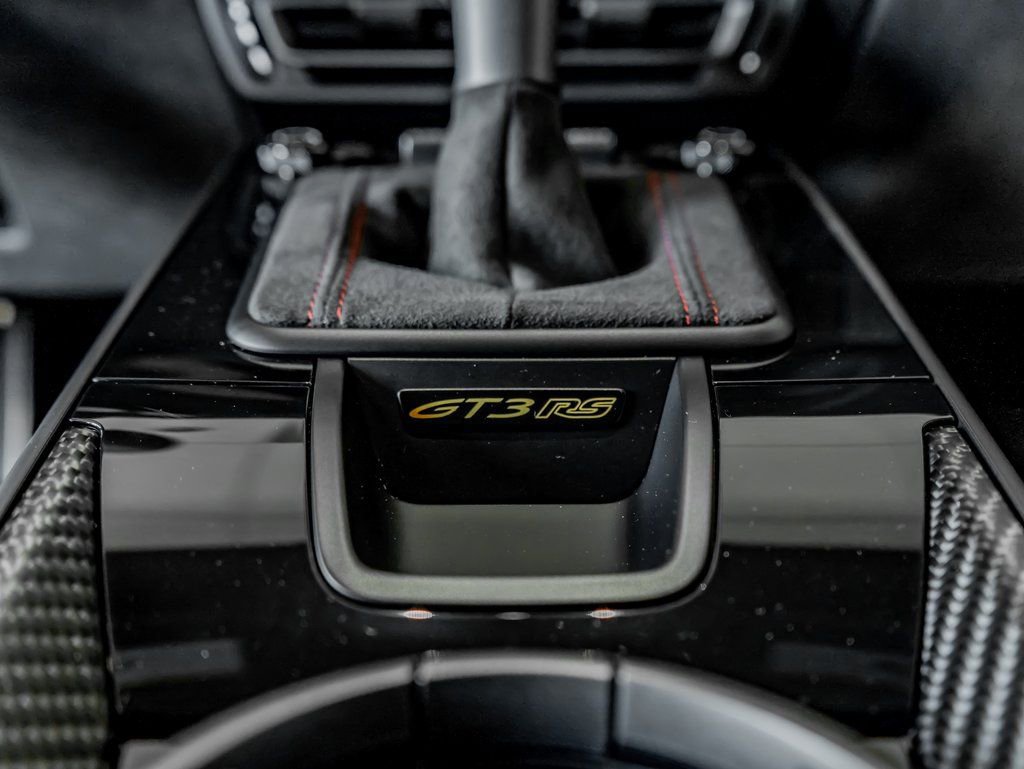 Certified 2025 Porsche 911 GT3 RS RWD image 19