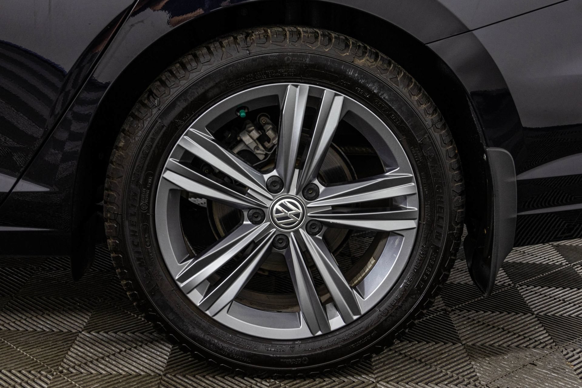 Used 2020 Volkswagen Jetta R-Line FWD image 50