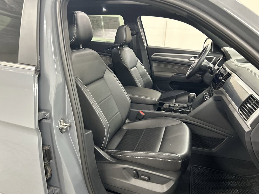 Certified 2023 Volkswagen Atlas Cross Sport SEL AWD/4WD image 23