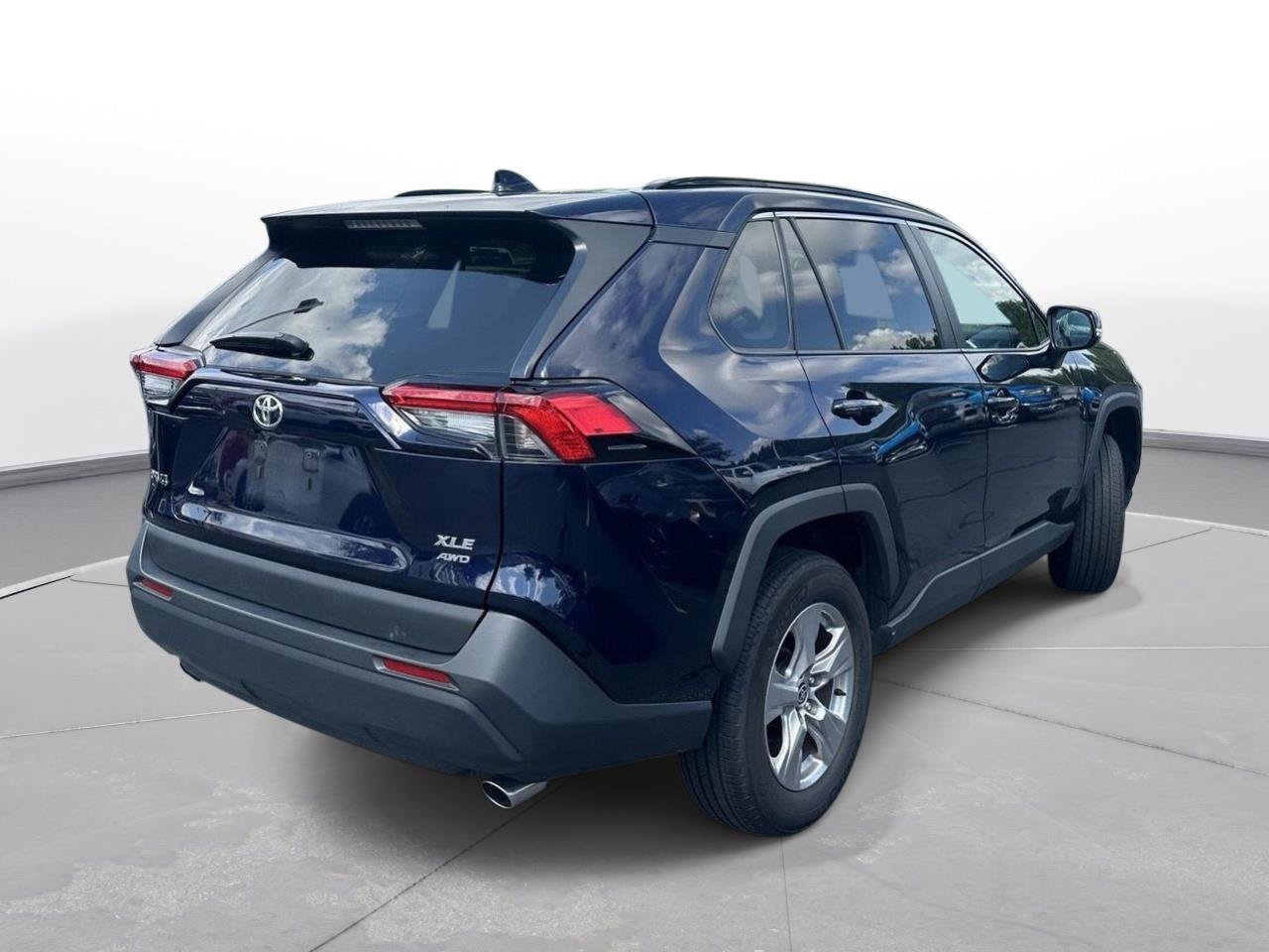 Certified 2025 Toyota RAV4 XLE AWD/4WD image 6