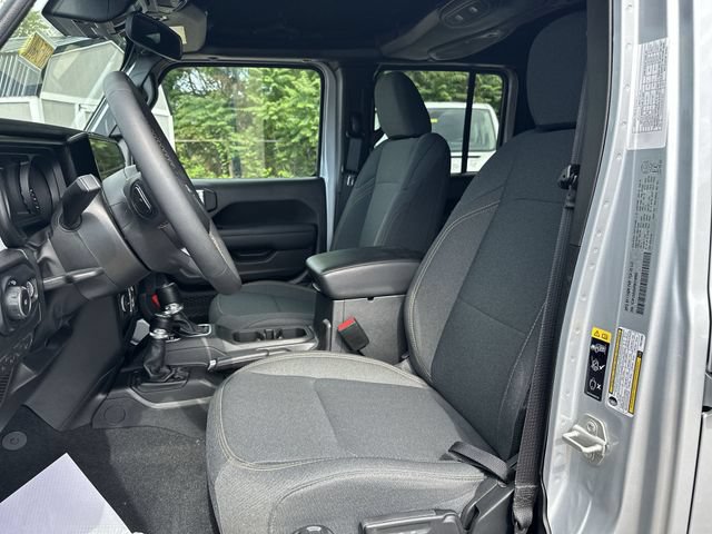 Used 2024 Jeep Wrangler Unlimited Sport AWD/4WD image 15
