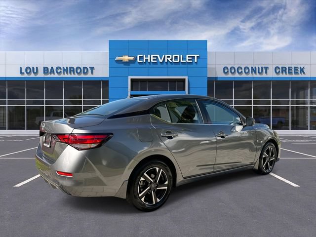 Used 2025 Nissan Sentra SV FWD image 8