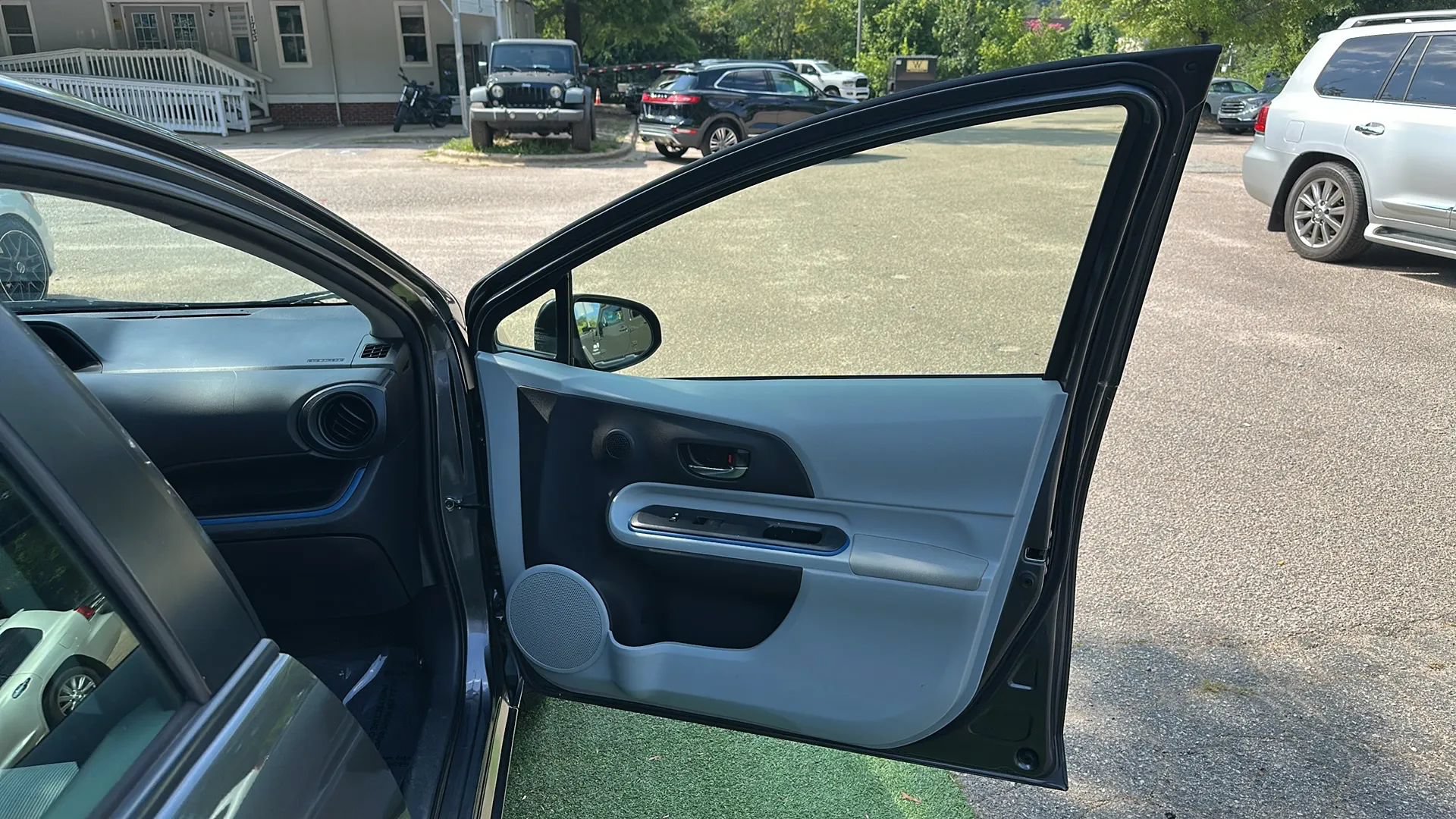 Used 2013 Toyota Prius C Two FWD image 23